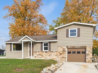 811 E Smith St, Warsaw, IN 46580