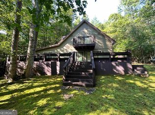 206 Running Deer Rd, Cleveland, GA 30528