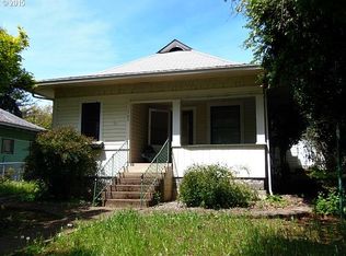 165 E 3rd Ave, Sutherlin, OR 97479