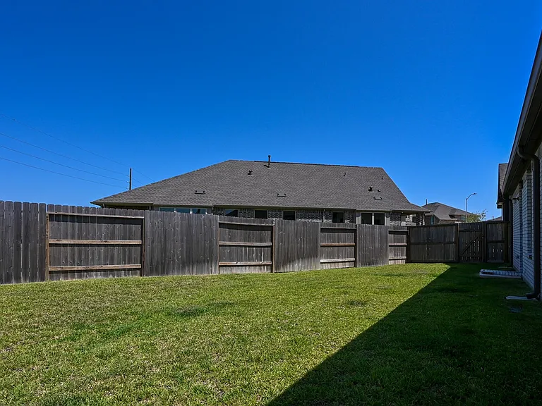 3057 Pensacola Dr — Photo 42