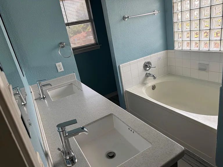 632 Mockingbird Ln — Photo 8