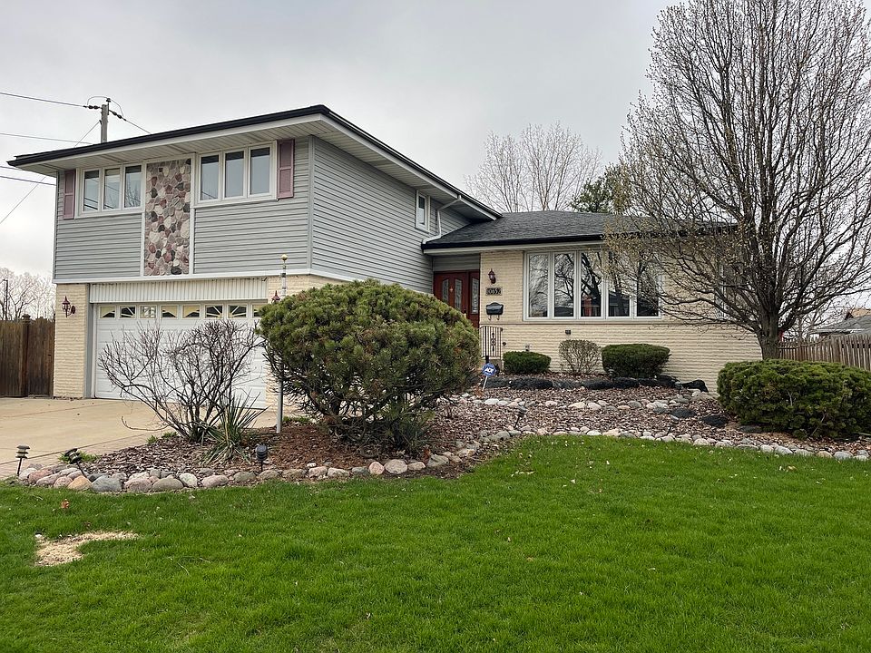 1st image of 10652 Laramie Ave