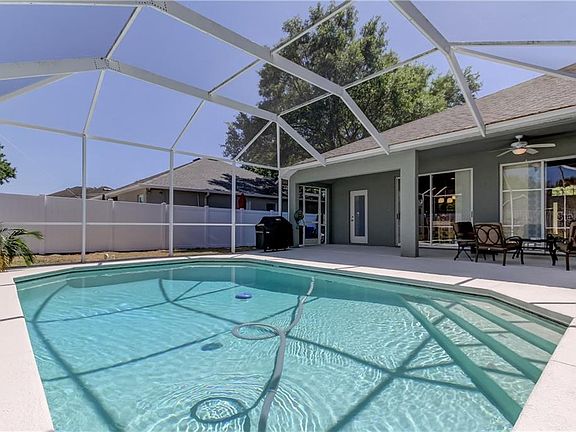 3rd image of 12324 Riverglen Dr