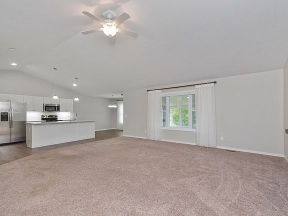2nd image of 2256 Ashford Trl