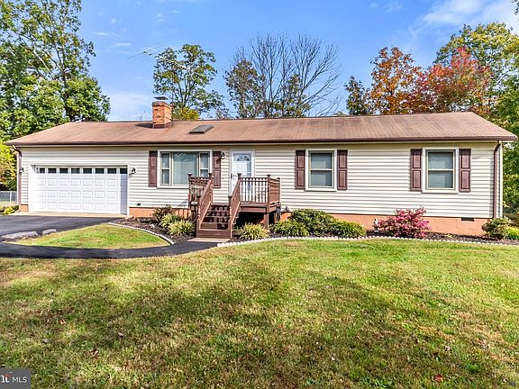 3rd image of 6644 Forbes Pl E