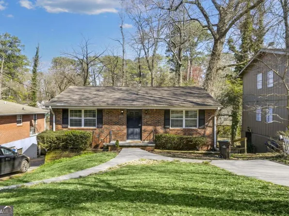 2928 Harlan Dr, East Pt, GA 30344