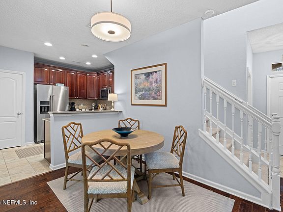4th image of 6088 BARTRAM VILLAGE Drive