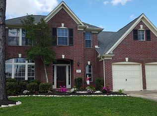 11001 Mesquite Dr, La Porte, TX 77571