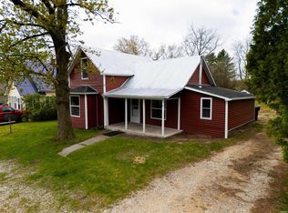 204 High St, North Judson, IN 46366