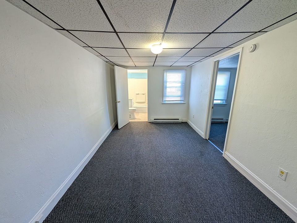 1st image of 174 E Railroad St #B