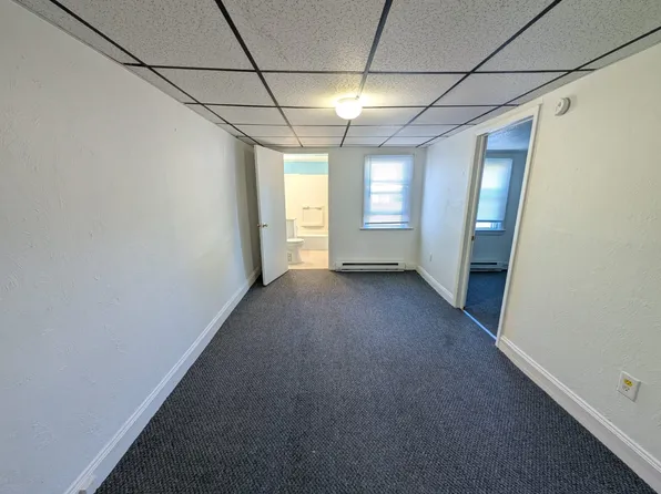 174 E Railroad St #B, Pittston, PA 18640
