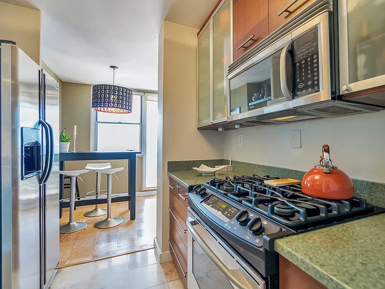 6040 Boulevard East #3F — Photo 8
