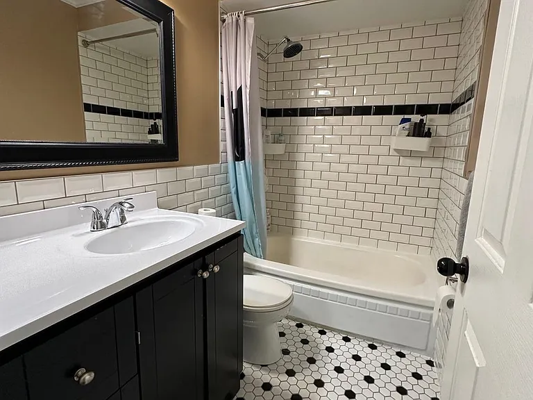 511 Wilson St — Photo 11