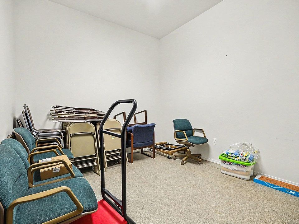 238 Mechanic St, photo 23