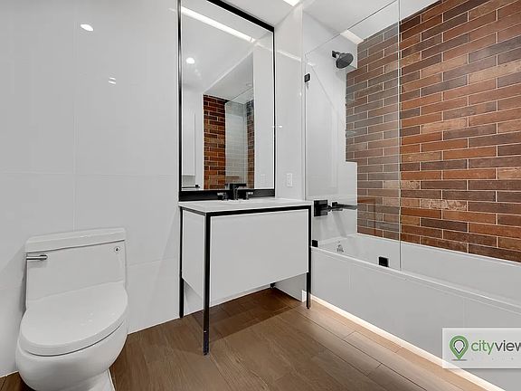 4th image of 42-20 27th St #415