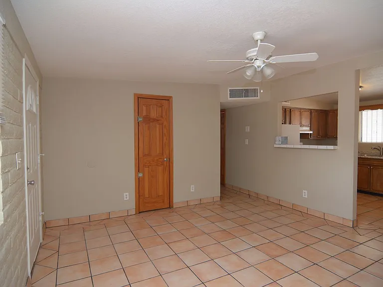 3464 S Belmar Ave — Photo 2