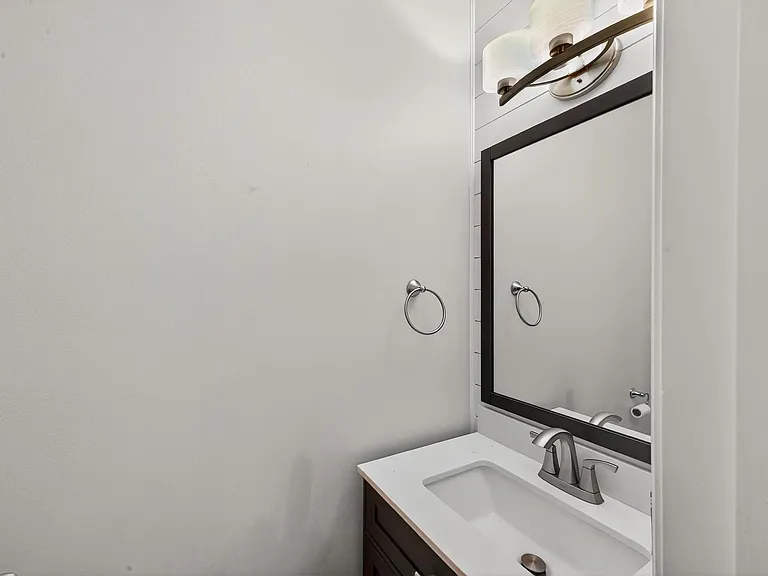 205 Club Villa Dr W — Photo 31