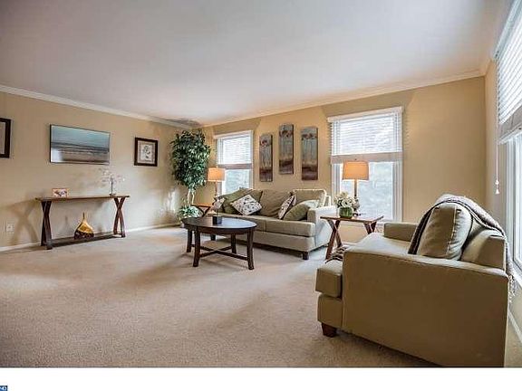 4th image of 180 Gregg Dr