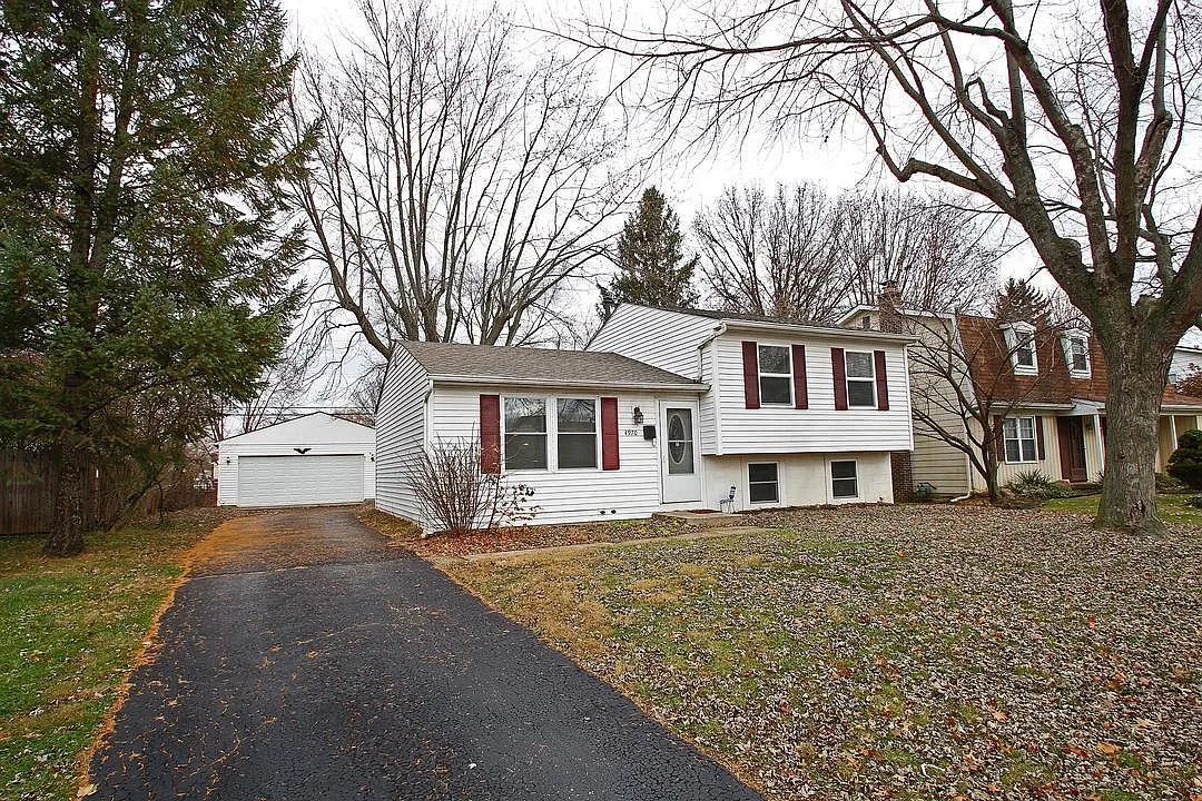 4970 Brewster Dr photo 1