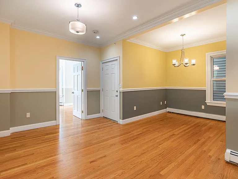 96 Webster St #2 — Photo 8