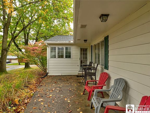 5th image of 110 Winchester Rd