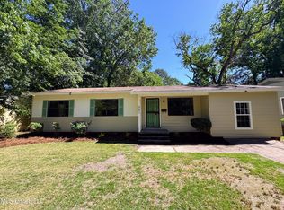 521 N Park Ln, Jackson, MS 39206