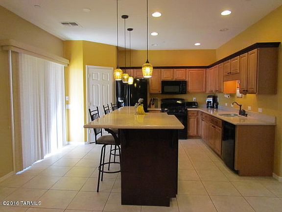 4th image of 909 W Vuelta Olivero
