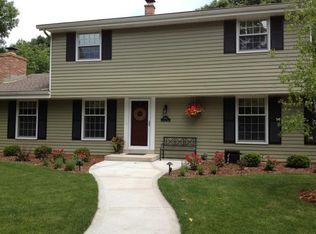N98W6508 Lexington St, Cedarburg, WI 53012