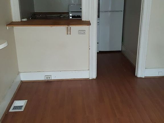 5th image of 1 Dana Ave