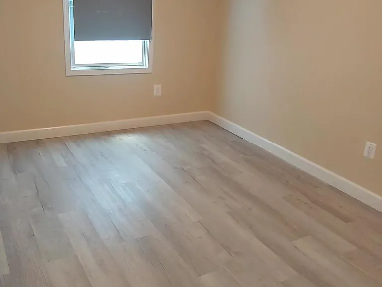 9255 George St — Photo 6