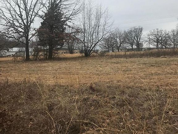 3rd image of 994 Acid Mine Rd