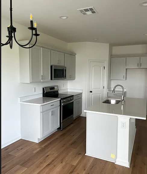 224 Wakely Ct — Photo 11