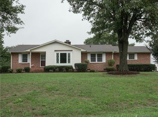 103 Kingshill Dr, Anderson, SC 29625