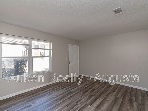 3rd image of 2311 Walden Dr APT A-2