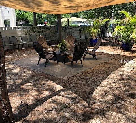 Garden lounge