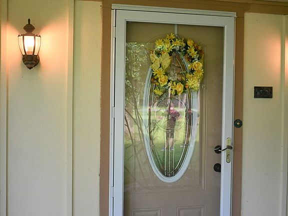 2nd image of 315 Countrywood Cir
