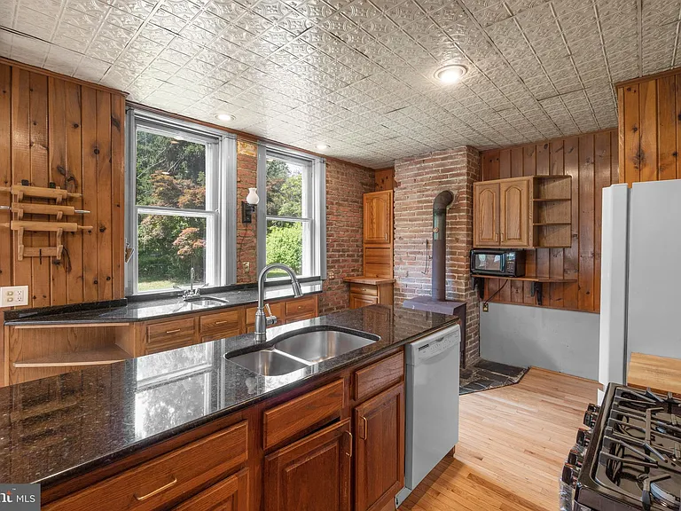 3560 Church Rd — Photo 12