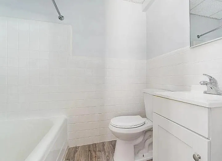 3 bed, $1,100 — Photo 3