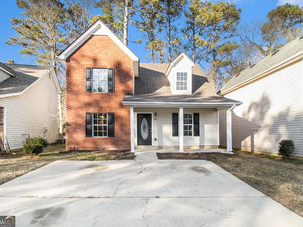 107 Twin Pines Ct, Dallas, GA 30132
