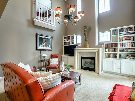 3rd image of 30 E Julian St Unit 303