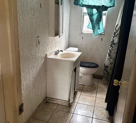 2nd image of 15408 S Atlantic Ave APT 2