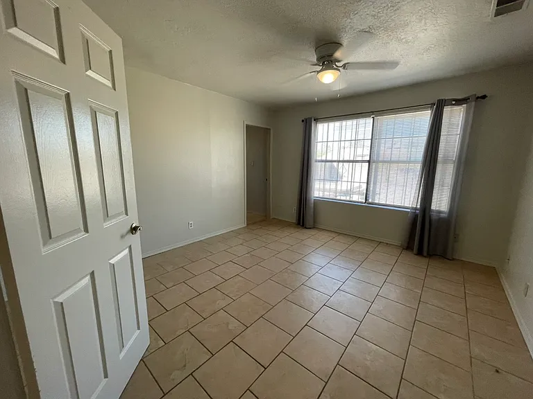 6275 Roadrunner Loop NE — Photo 6