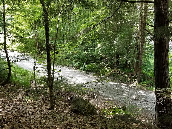 3rd image of R9 32-9 Hiram Hill Road