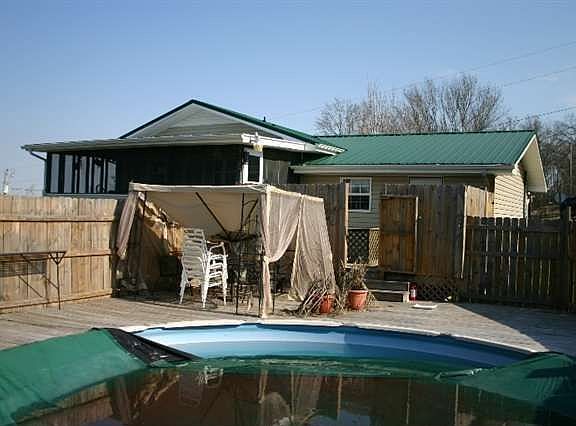 4th image of 1806 Michelle Dr NE