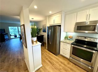 400 Forest Lakes Blvd APT 301, Naples, FL 34105