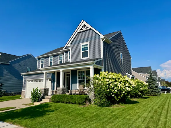 374 Wright St, Wixom, MI 48393