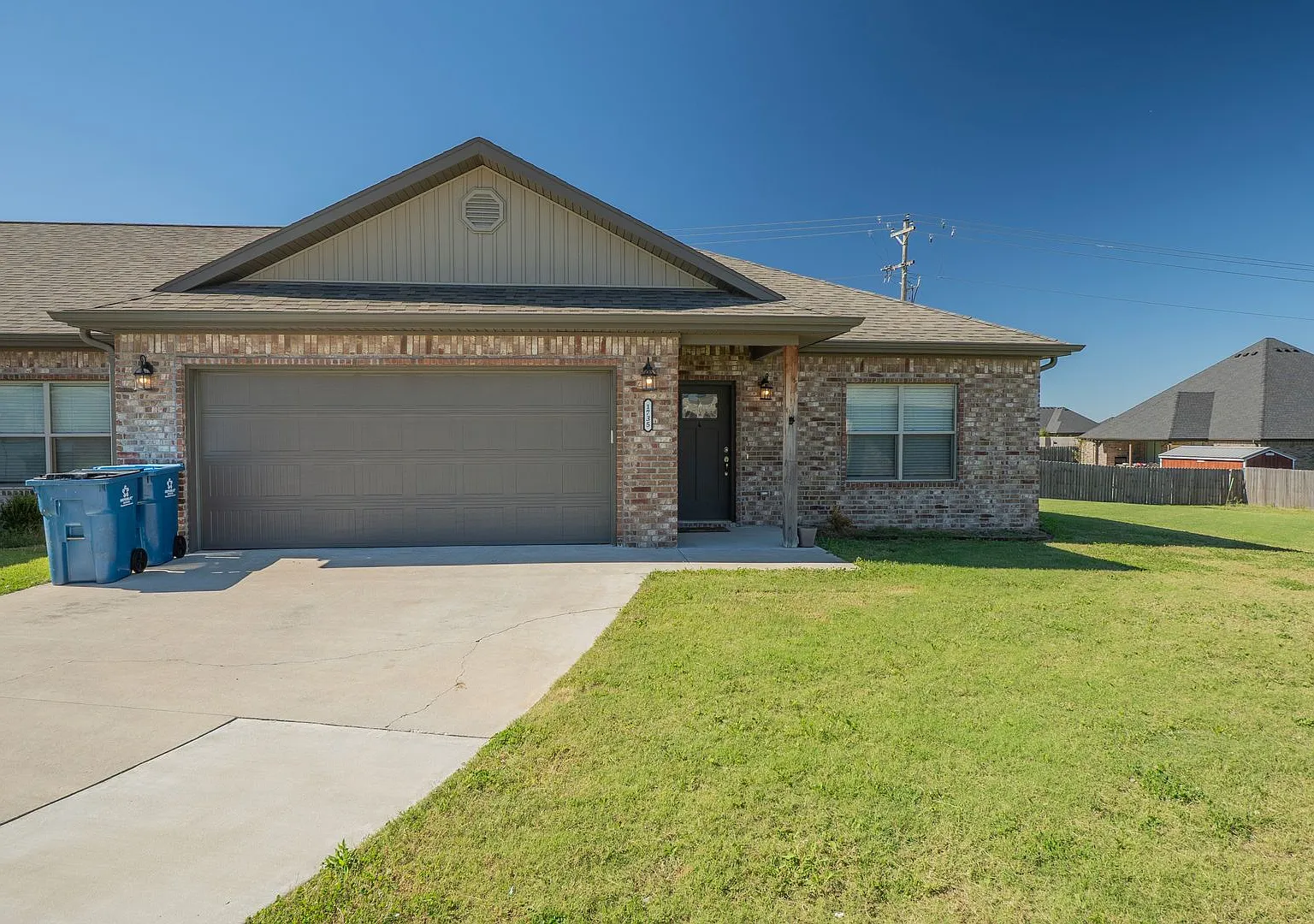 3 BR/2A Home in Pea Ridge — Photo 1