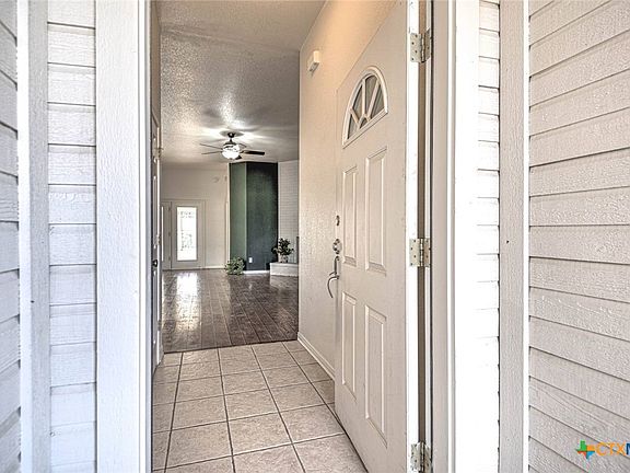 2nd image of 2802 Southwood Dr