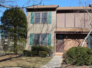 61 Pheasant Run, Edison, NJ 08820