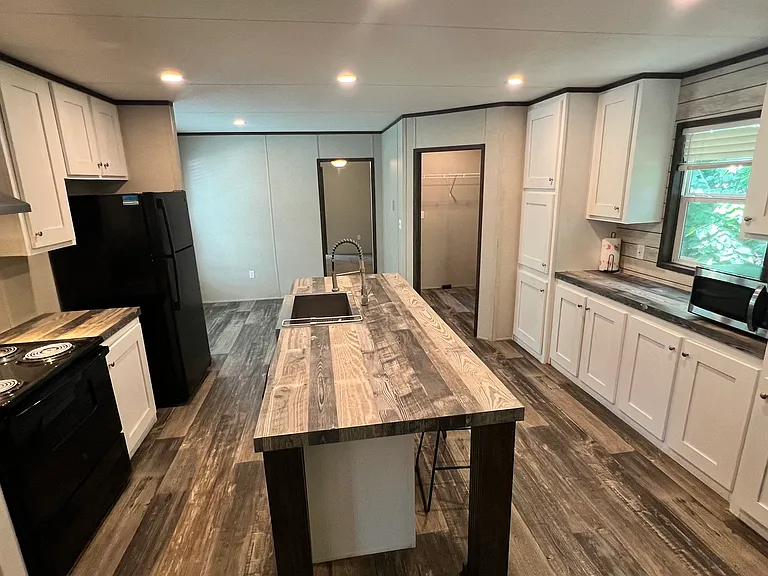 5361 County Road 930 — Photo 15